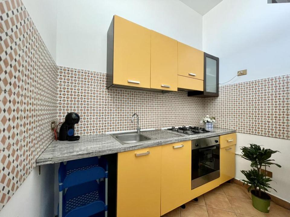 Apartment In The Center Terrasini Eksteriør billede