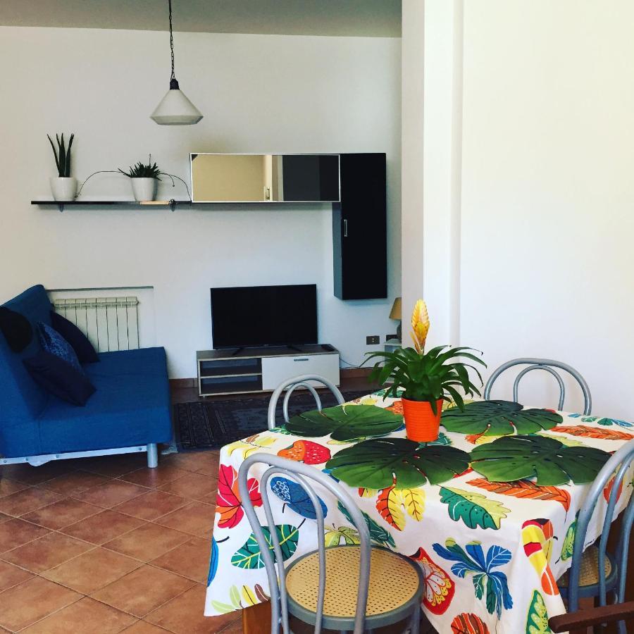 Apartment In The Center Terrasini Eksteriør billede
